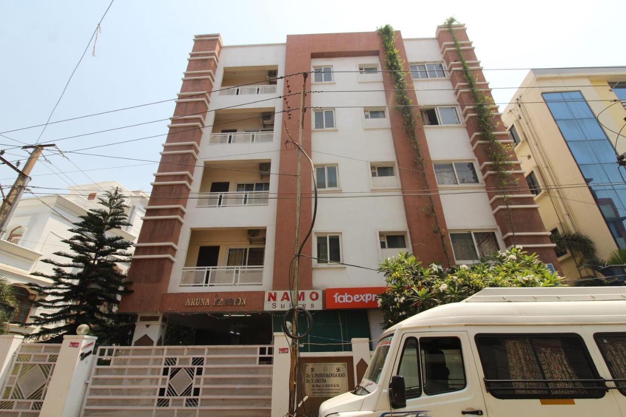 Namo Suites Hyderabad Esterno foto