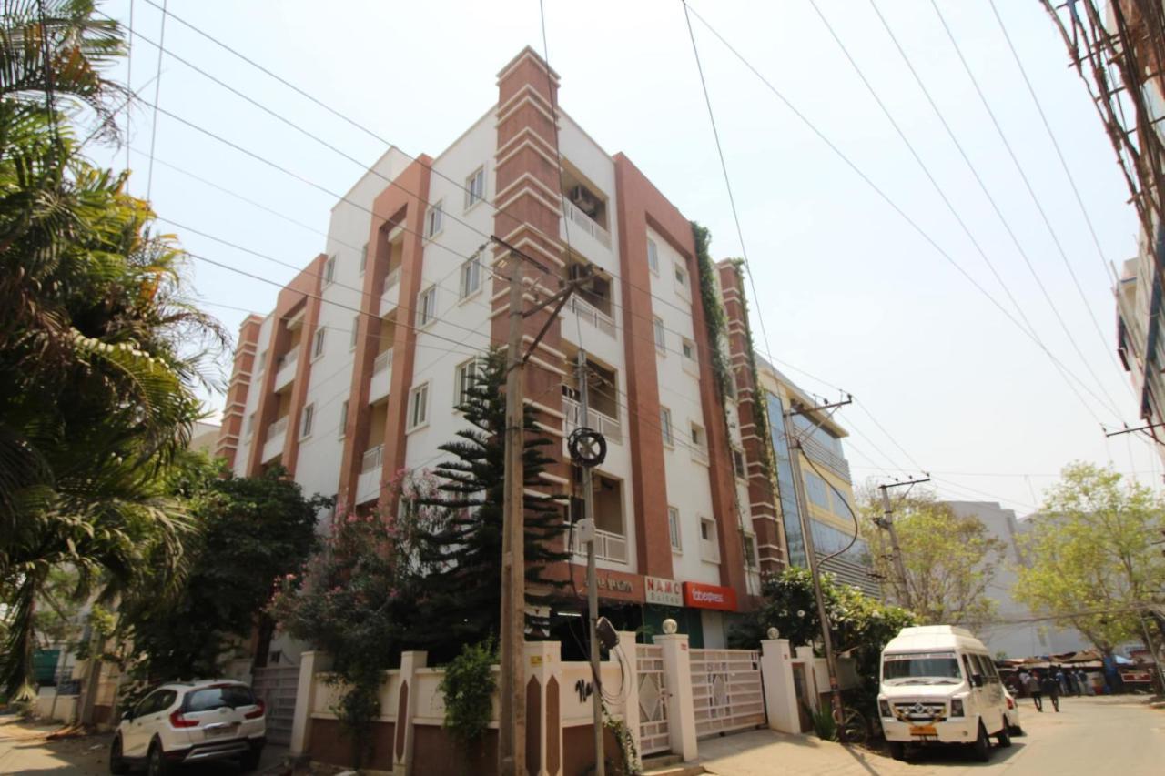 Namo Suites Hyderabad Esterno foto